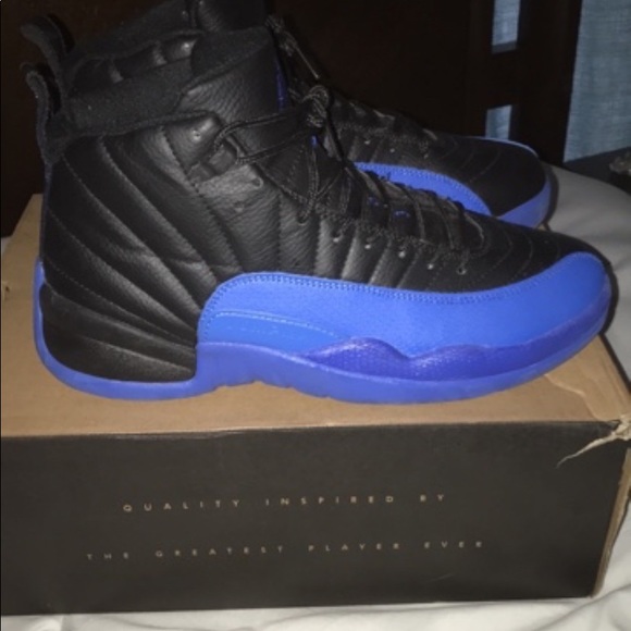 royal blue & black jordan’s - Picture 4 of 5